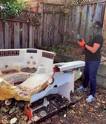 Best Retail Junk Removal  in International Falls, MN